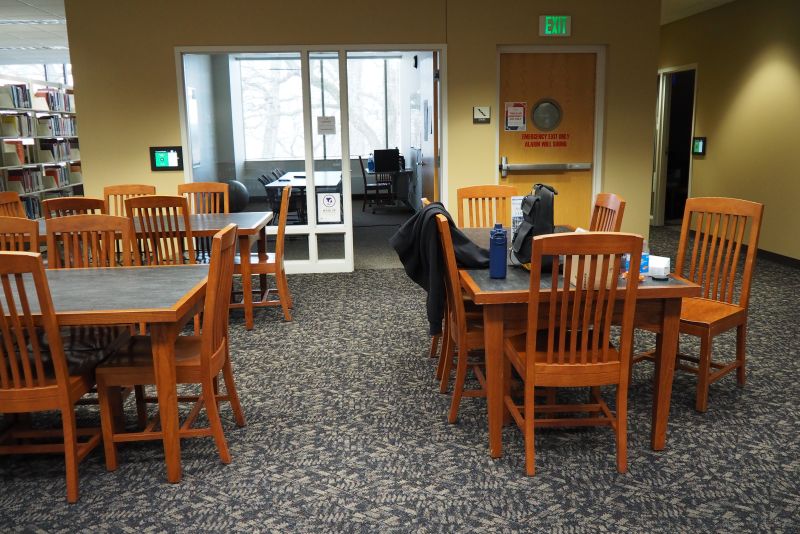 group study tables and private study rooms